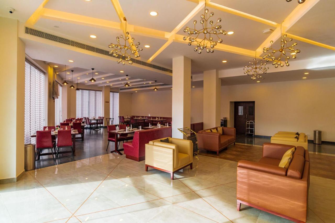 Arctic Hotel Kochi Exterior foto