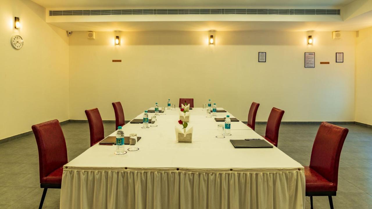 Arctic Hotel Kochi Exterior foto