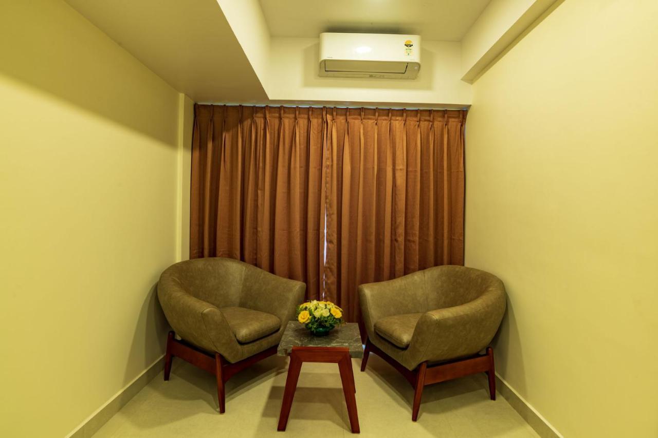 Arctic Hotel Kochi Exterior foto