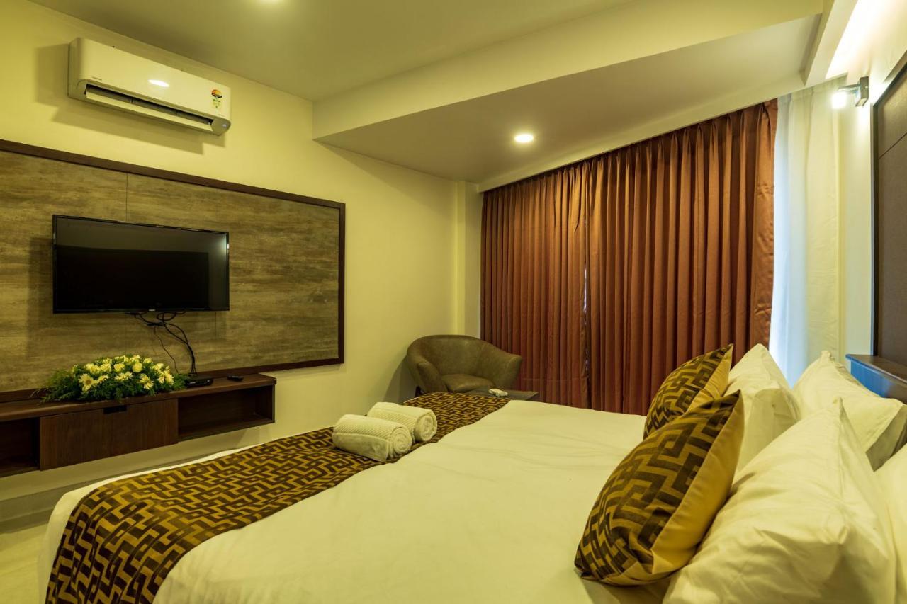 Arctic Hotel Kochi Exterior foto